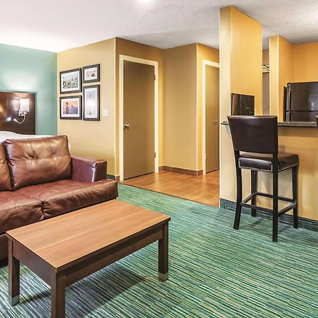 La Quinta By Wyndham San Francisco Airport West Hotel Millbrae Exterior photo